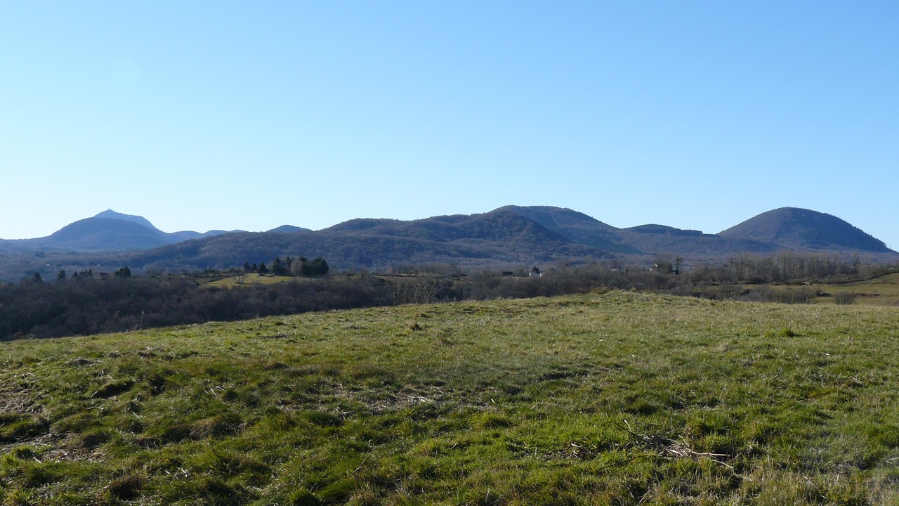 Nature-Les-Ombelles-Volvic-Auvergne Auvergne-Volvic-Les-Ombelles-Nature