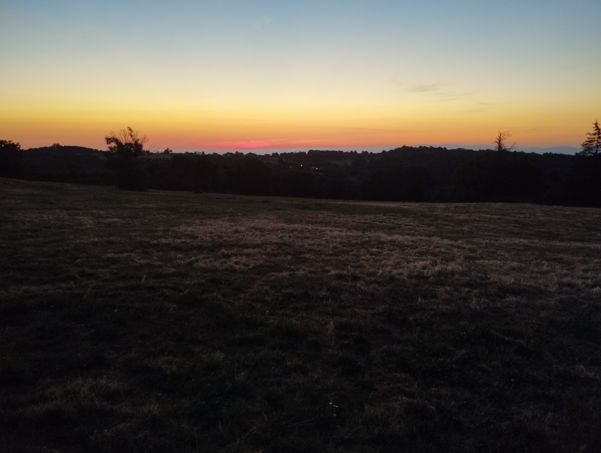 La nature autour des chambres d'hôtes Les Ombelles, hébergement à Volvic près de Clermont-Ferrand.